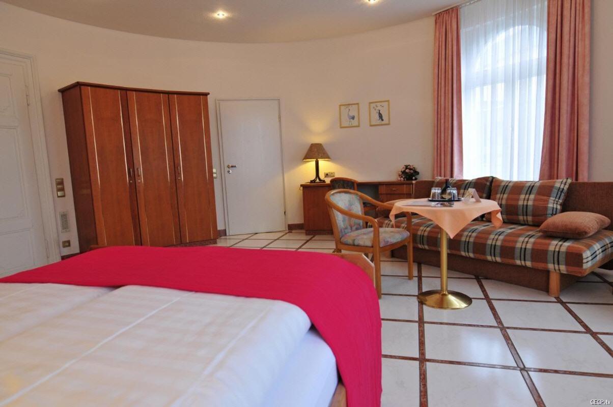 Hotel Haus Reichert Baden-Baden Szoba fotó